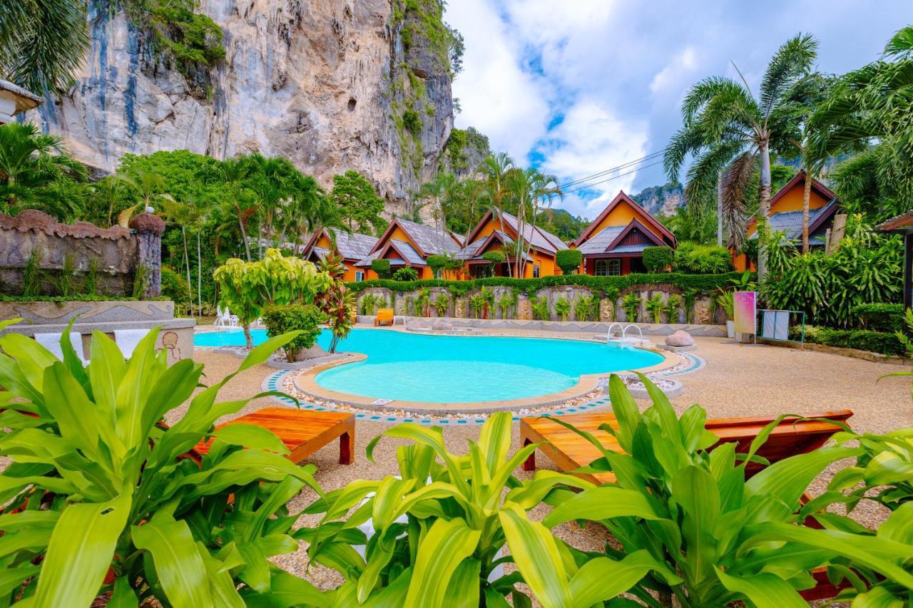 Diamond Cave Resort Pantai Railay Bagian luar foto