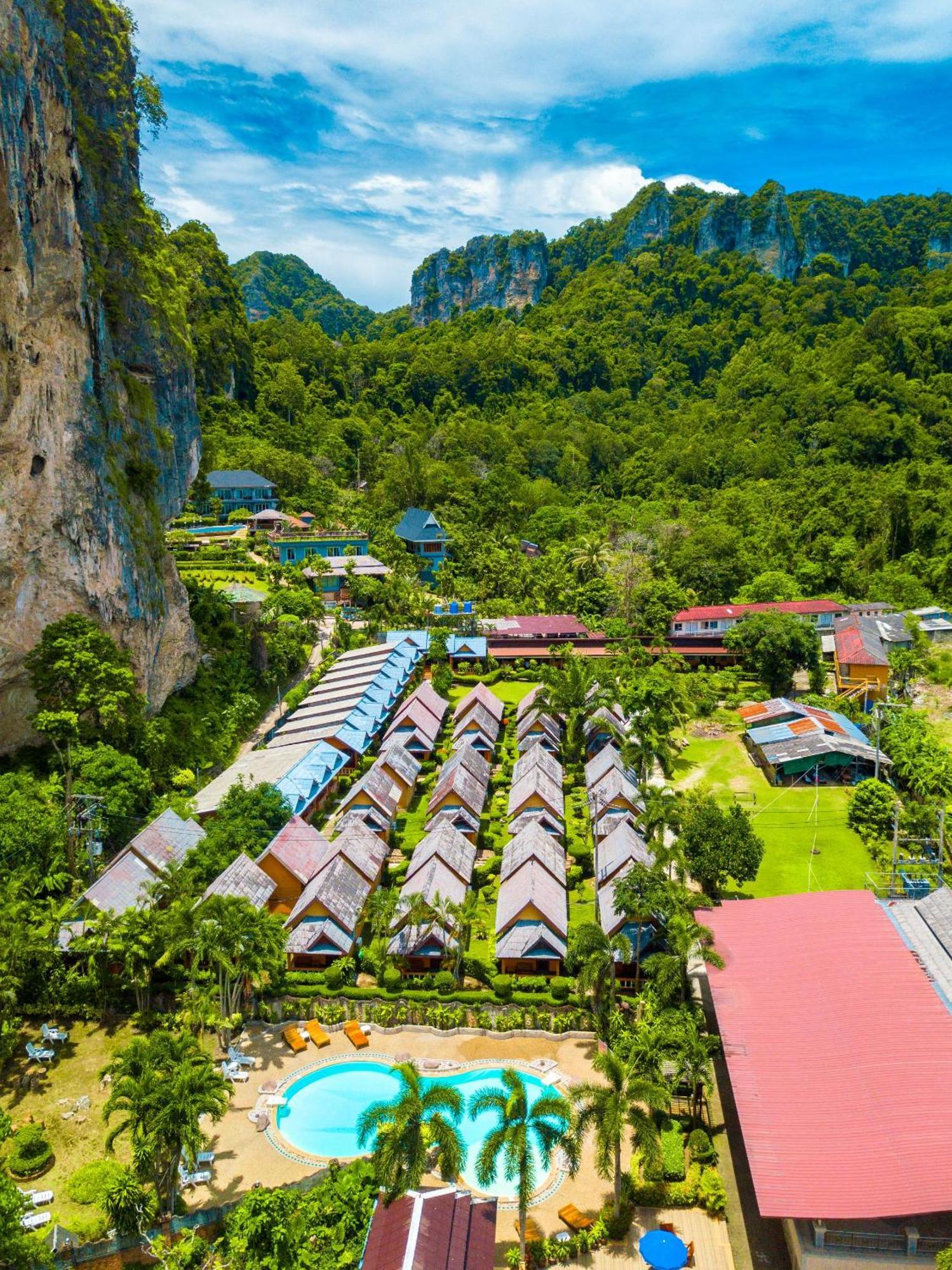 Diamond Cave Resort Pantai Railay Bagian luar foto