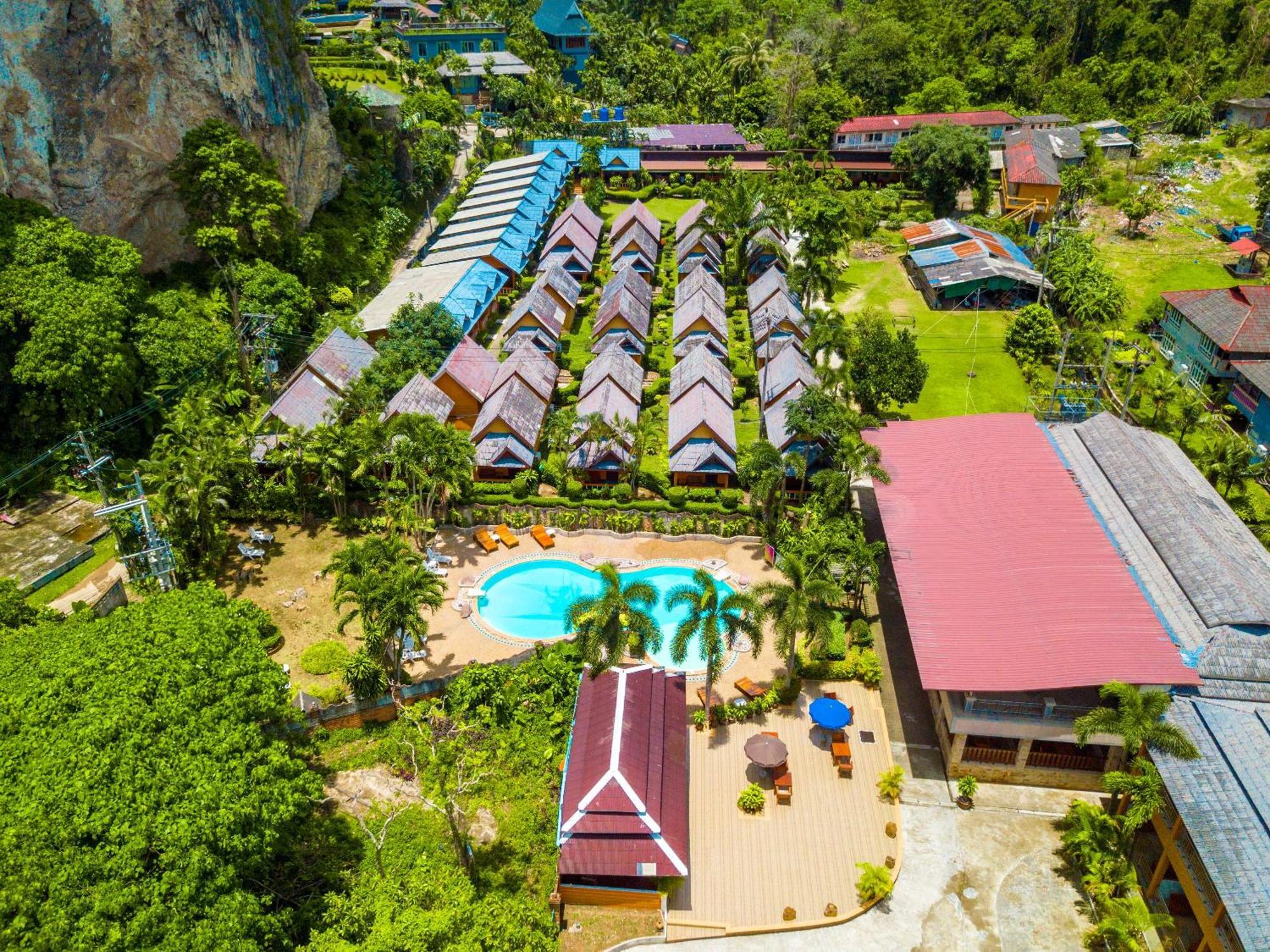 Diamond Cave Resort Pantai Railay Bagian luar foto