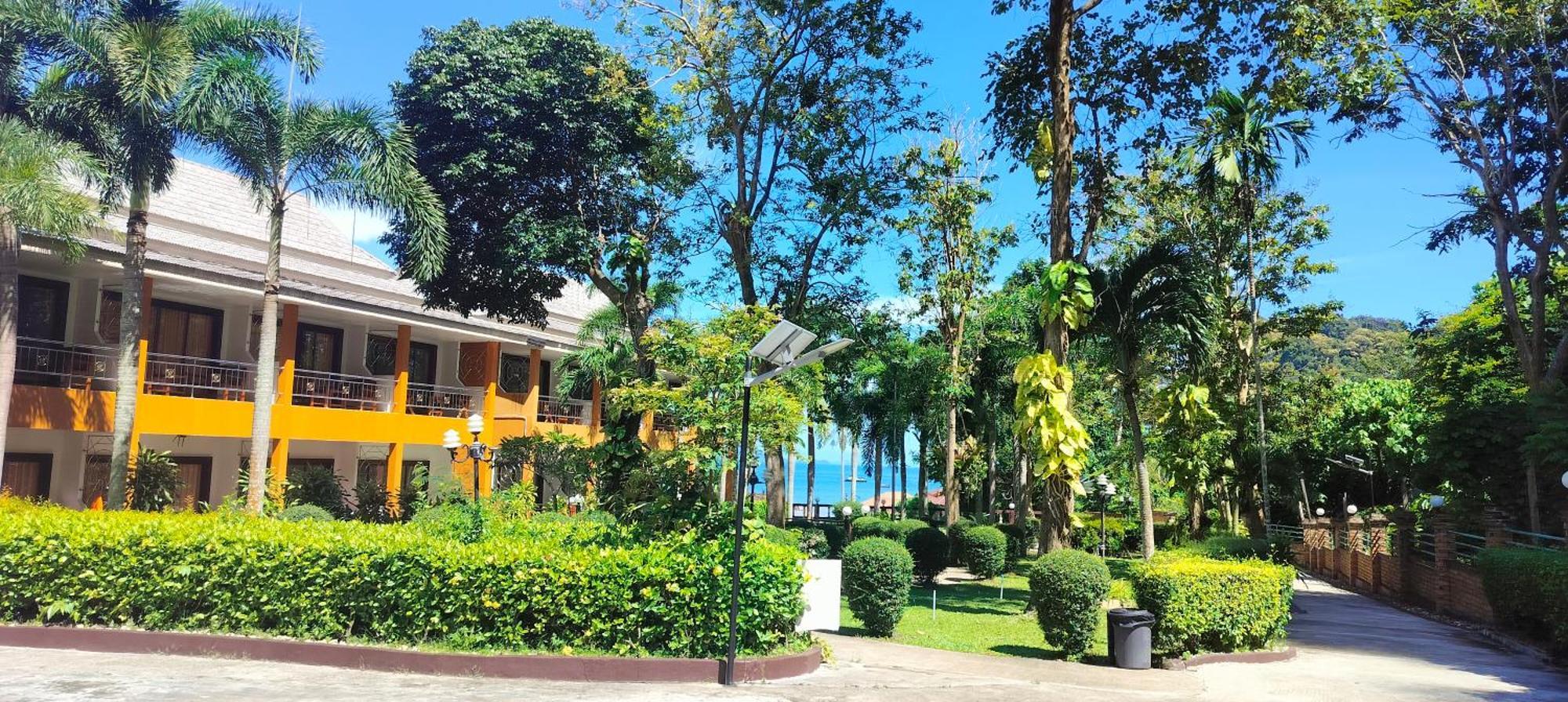 Diamond Cave Resort Pantai Railay Bagian luar foto