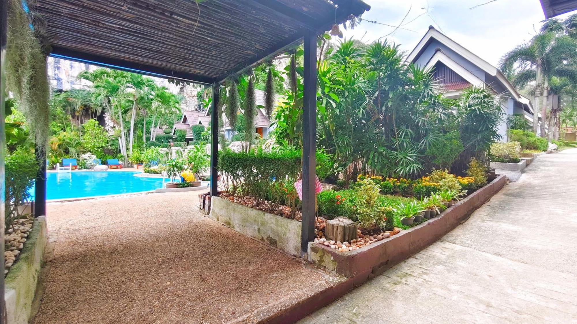 Diamond Cave Resort Pantai Railay Bagian luar foto